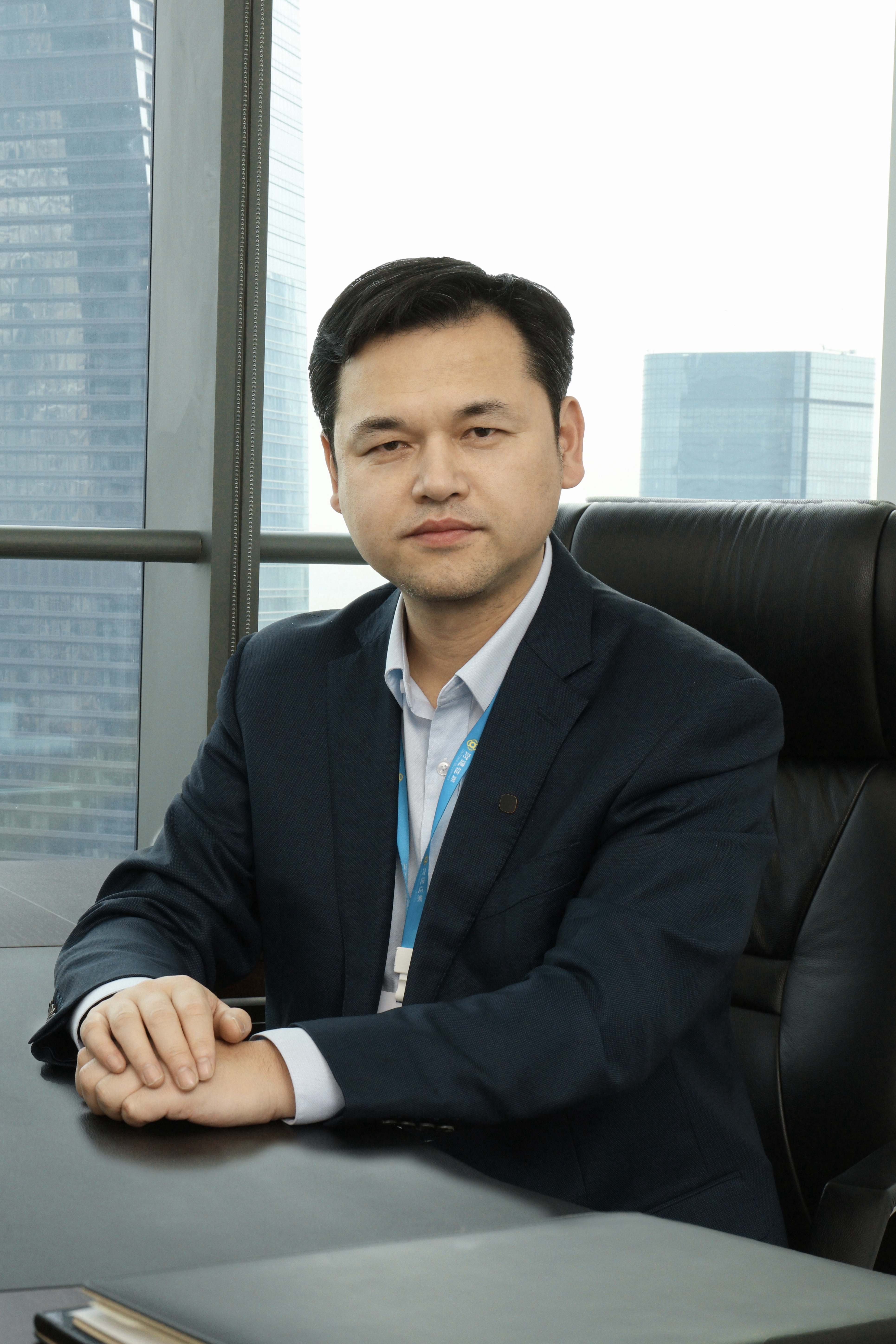 常务副会长陆志洲 